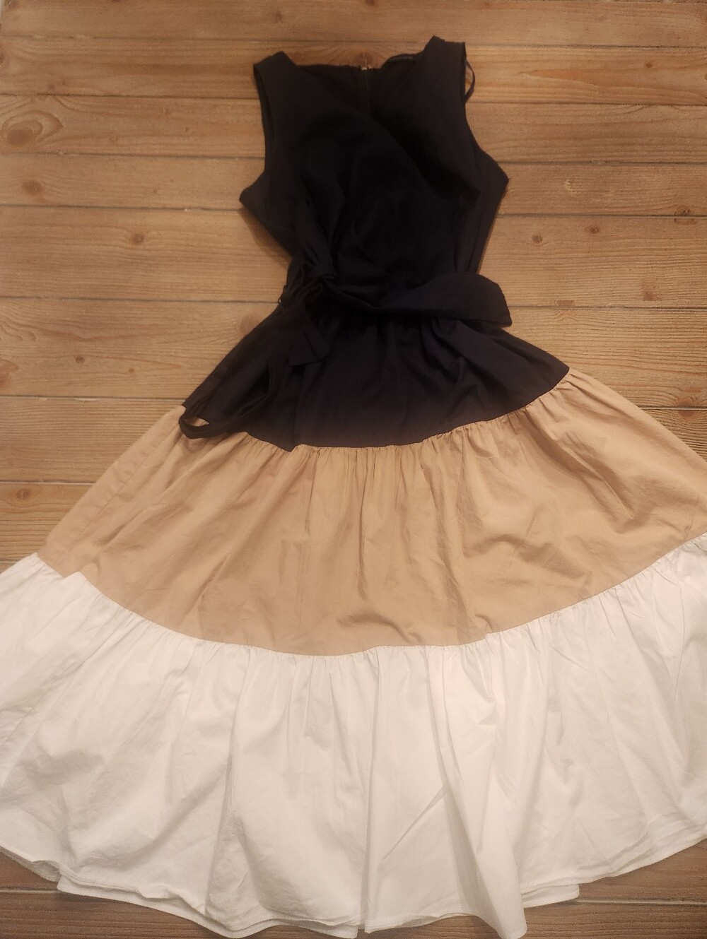 Tommy Hilfiger Tiered Colorblock Dress with Tie Waist - Navy, Tan & White
